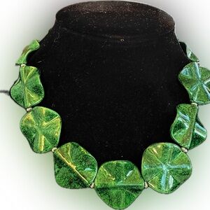 Nine West Vibrant Green lotus leaves Necklace 22”